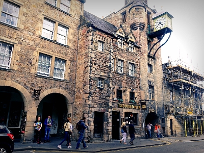 DSC01438  Tolbooth Tavern,  The Royal Mile