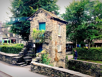 DSC01763  "The Bridge House". The 17th Century Bridge House stands over Stock Beck in Ambleside,  Lake District, England