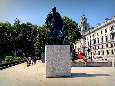 DSC00623  Winston Churchill statue