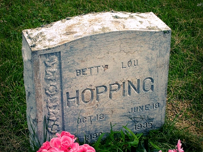 HoppingBettyLou2