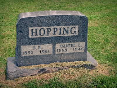 HoppingDaniel2