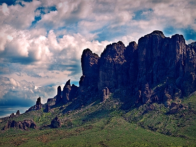 1030979  Superstition Mountain